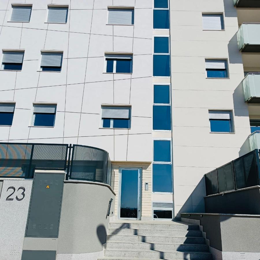 Precioso Piso Monzon Terraza, Parking,Piscina,Zona De Juegos Монсон Экстерьер фото